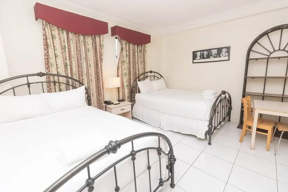 421 Studio Apartment Hollywood Beach