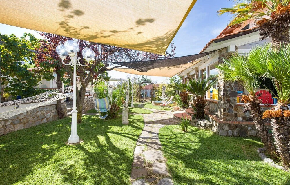 Nice Home in Ricadi With Wifi and 6 Bedrooms