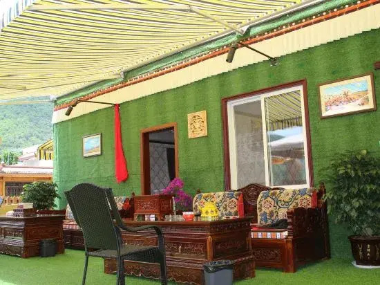 Hailuogou Yunyixiaoshe Homestay