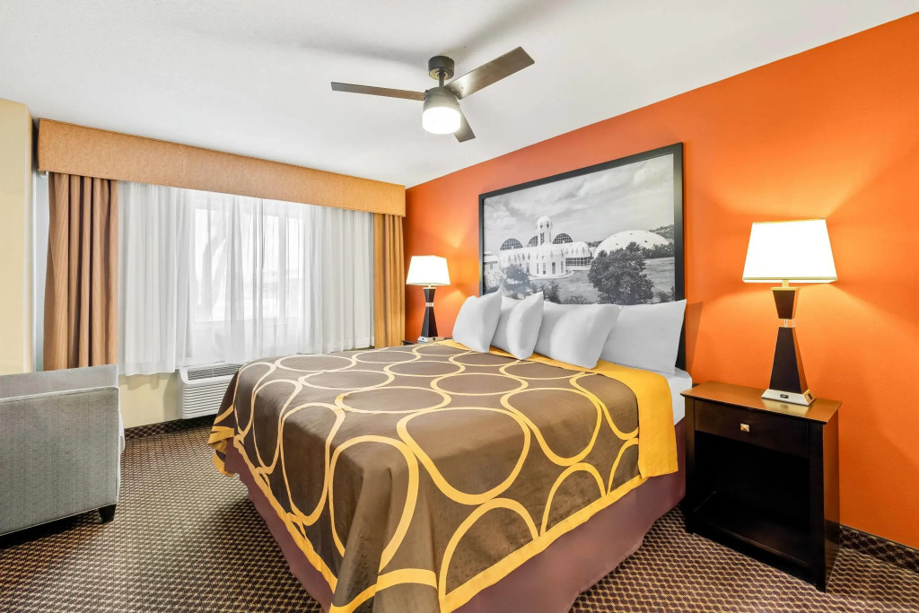 Super 8 by Wyndham Marana/Tucson Area