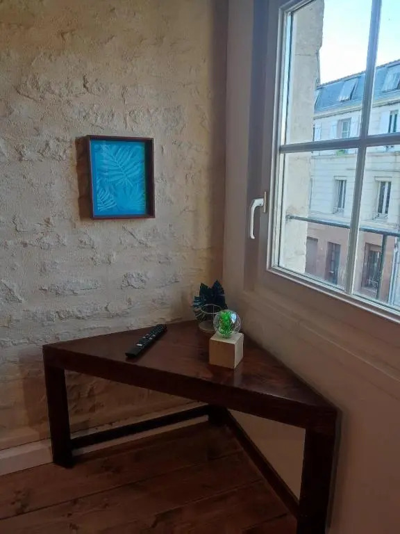Lescale Niortaise - Centre-ville - 10mn Gare - WIFI - Netflix