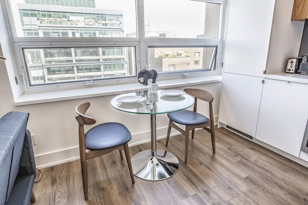 Avalon Suites - Imperial Plaza