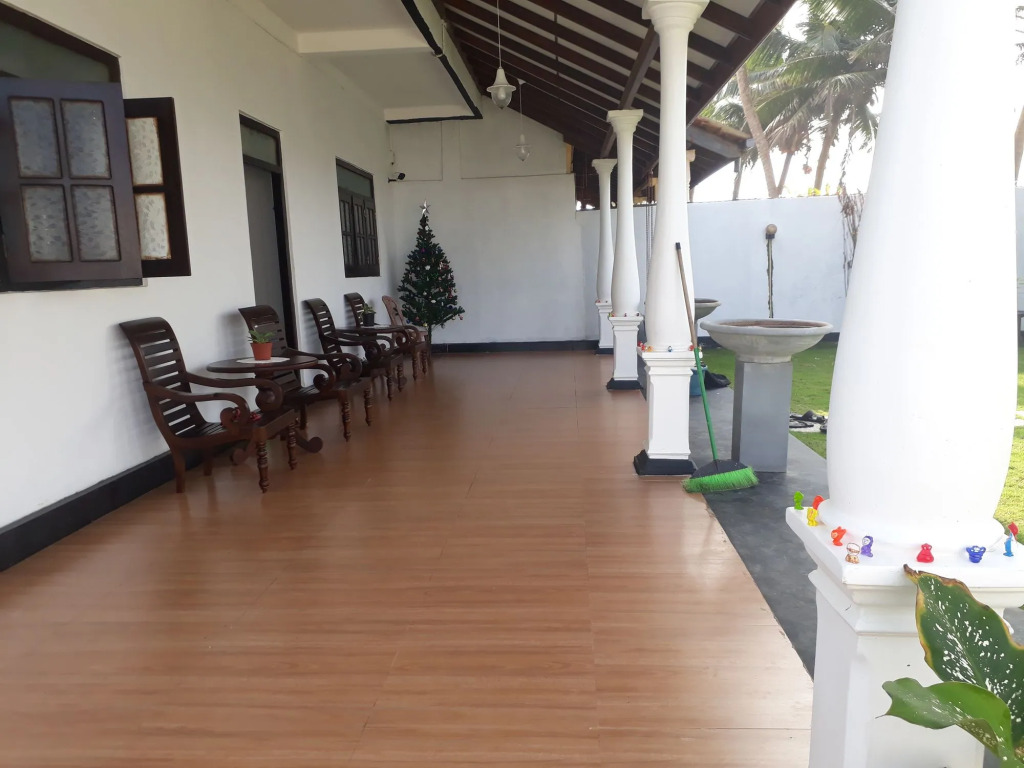 Ashens Beach House