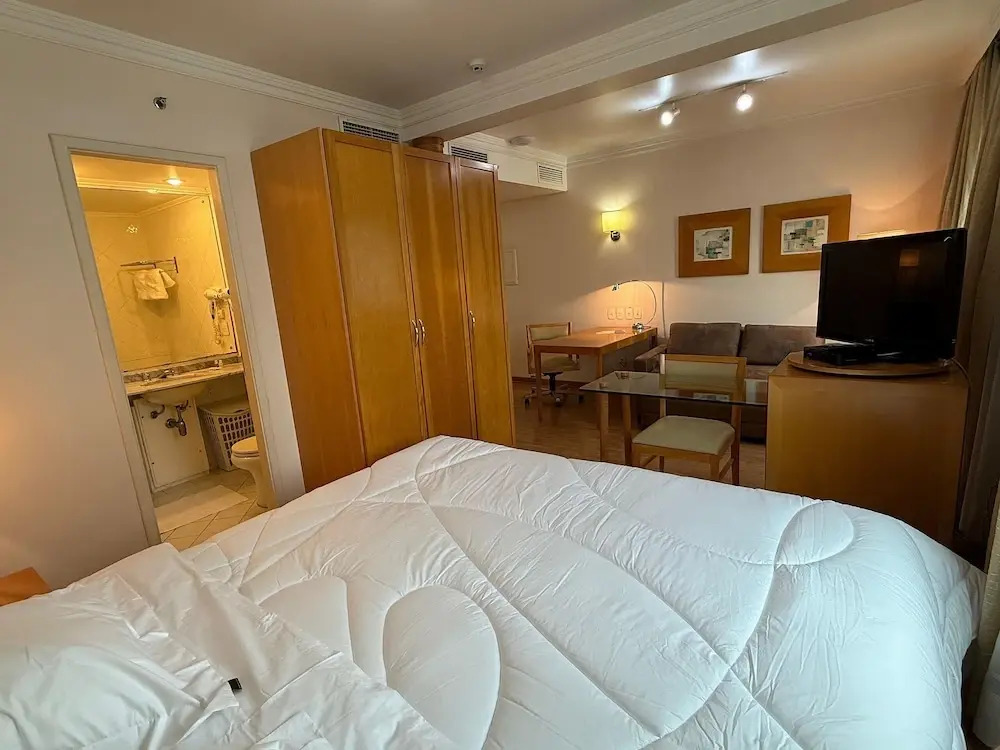 Get a Flat 705-Oscar Freire Lifestyle