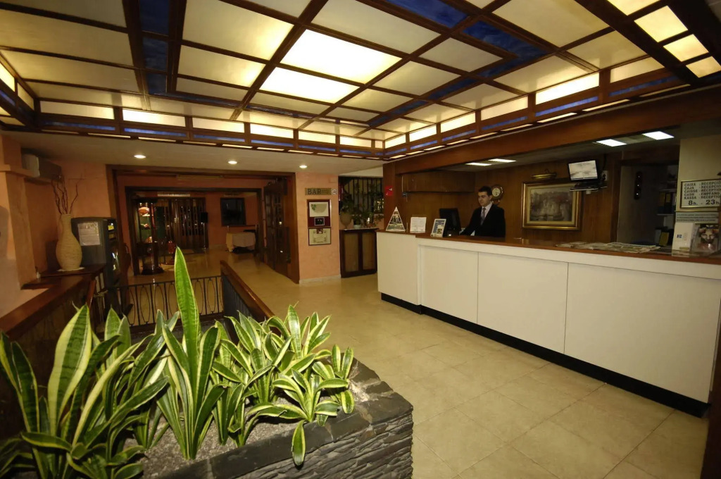 Hotel Travé
