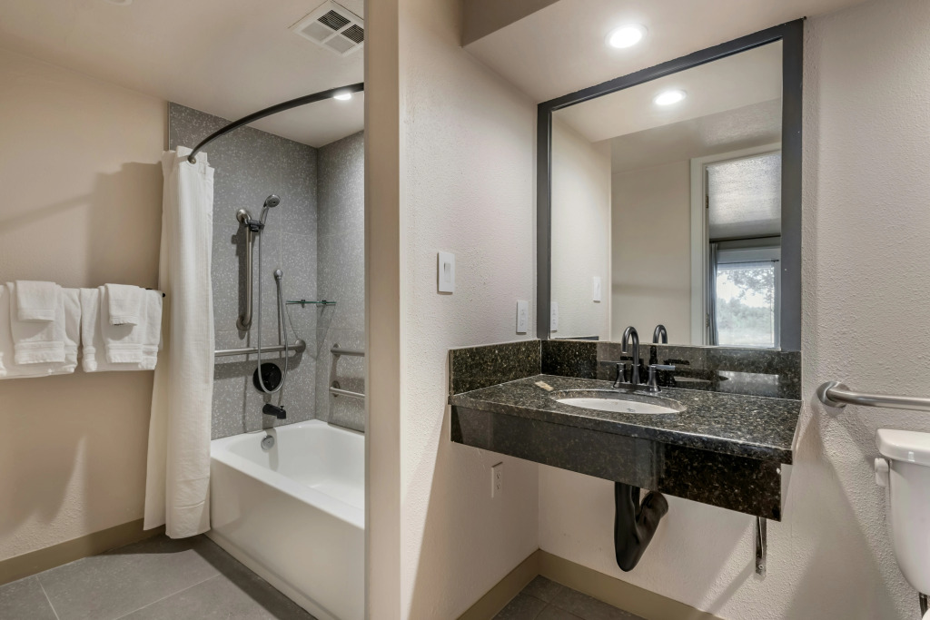 voco Kissimmee Orlando by IHG