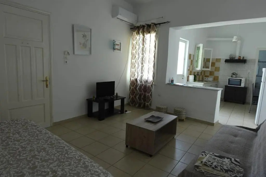 Hermes Apartment-2