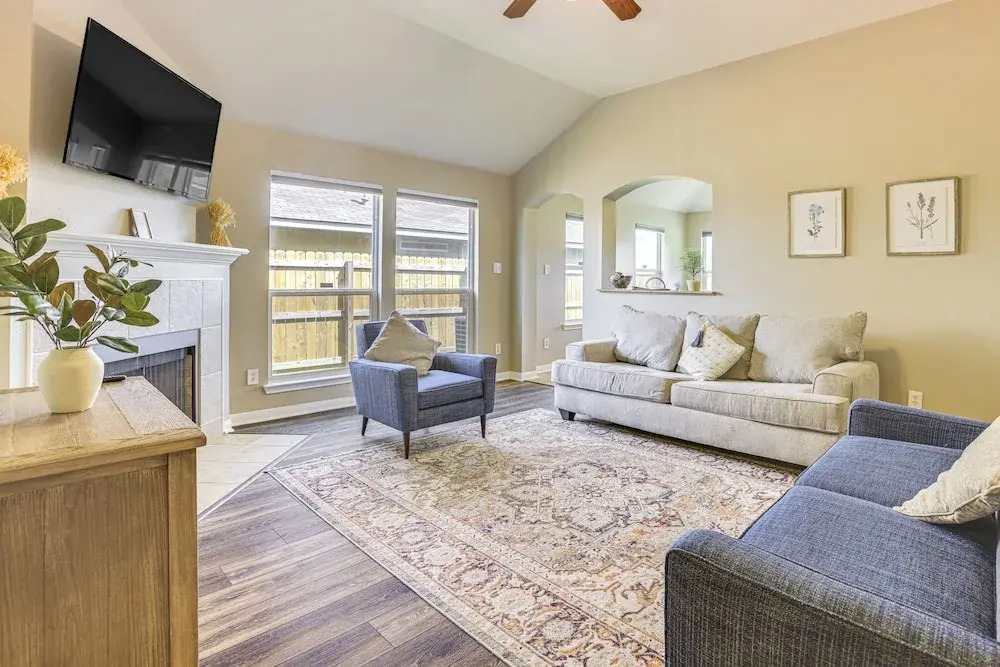 Pet-Friendly Texas Retreat with Fenced-In Yard!