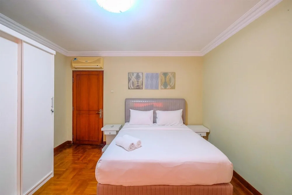Elegant and Homey 1BR Nuansa Hijau Apartment Pondok Indah