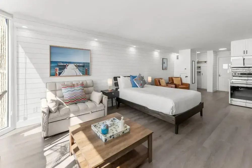 Renovated Beach Front Ocean View Condo TOG 723