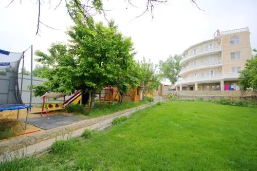 Guest House on Sovetskaya 143