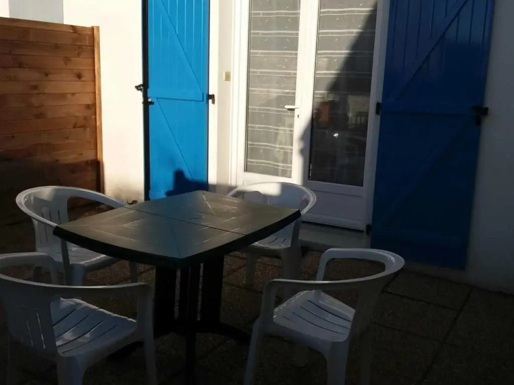 Maison La Faute-sur-Mer, 1 pièce, 4 personnes - FR-1-476-9