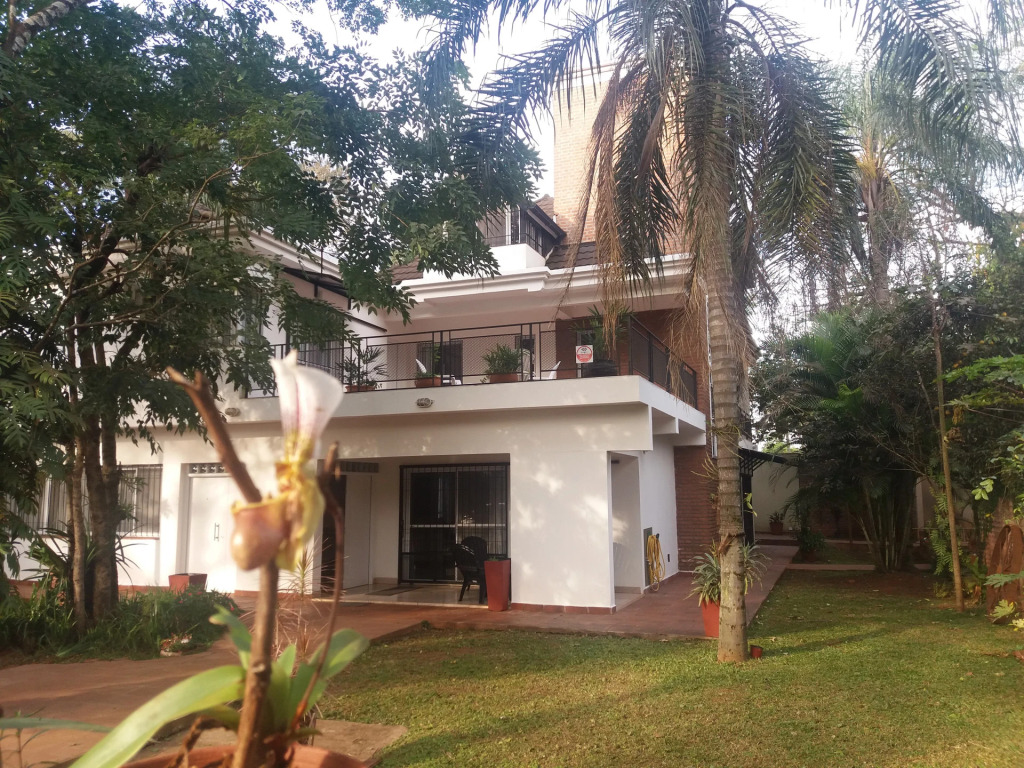 Cottage Hotel
