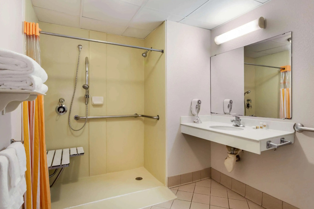 La Quinta by Wyndham St. Pete-Clearwater Airport