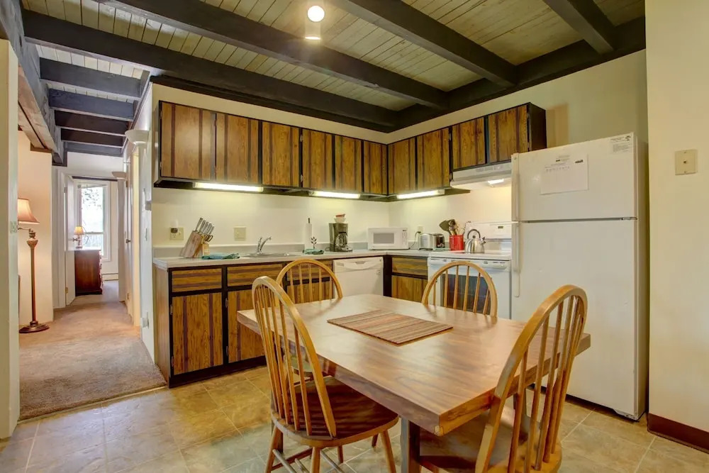 A203 Treehouse 2 Bedrooms 2 Bathrooms Condo