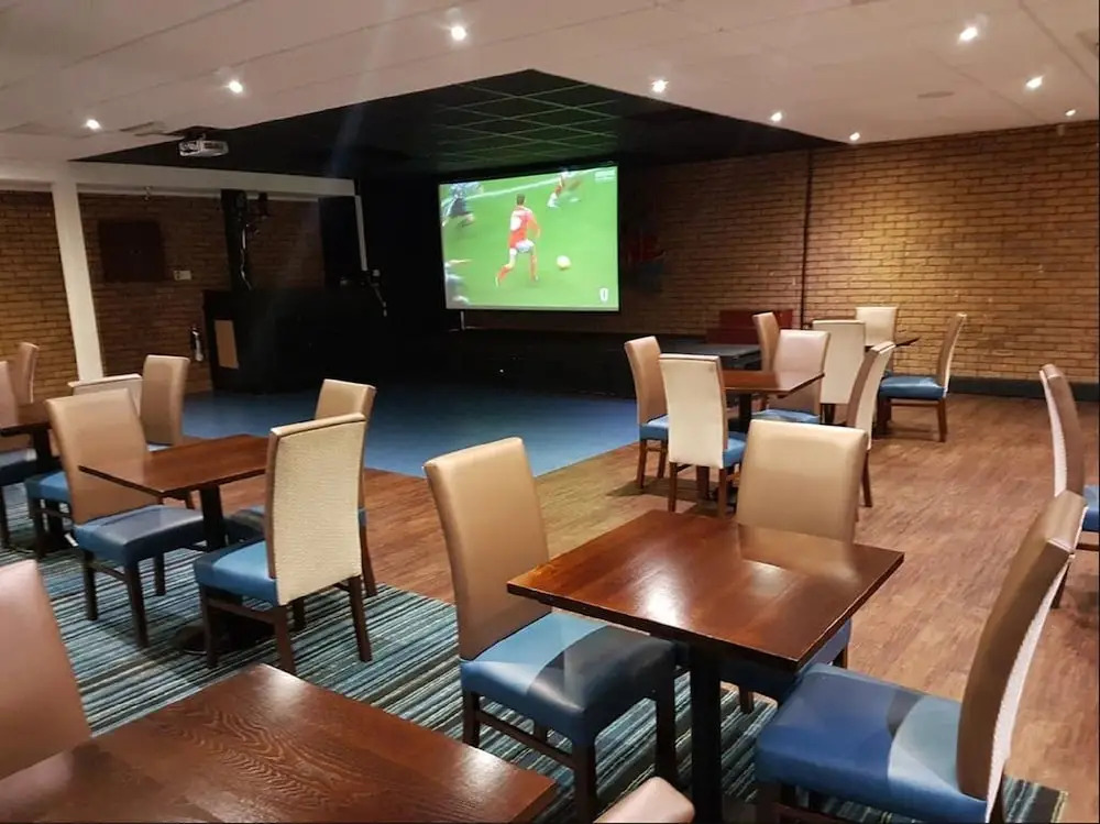 Marine Holiday Park Luxury Caravan