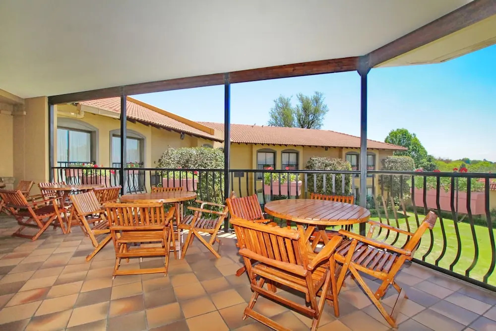 Benvenuto Hotel & Conference Centre
