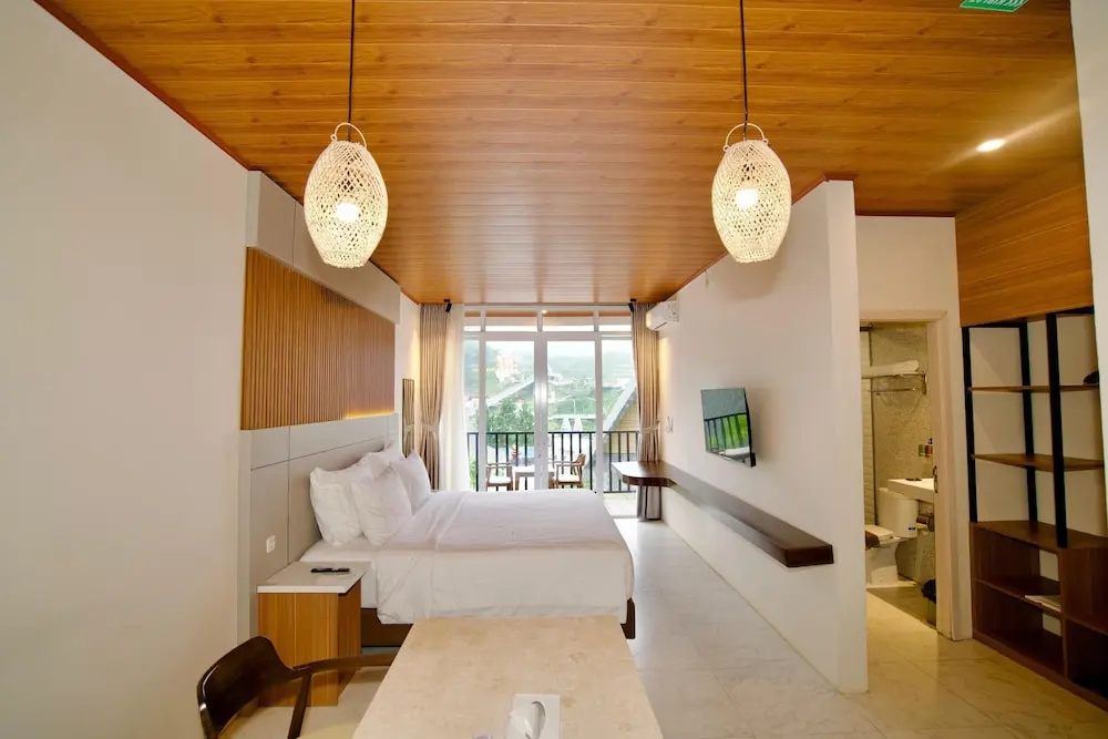 Gulala Azana Hotel & Resort Guci Tegal
