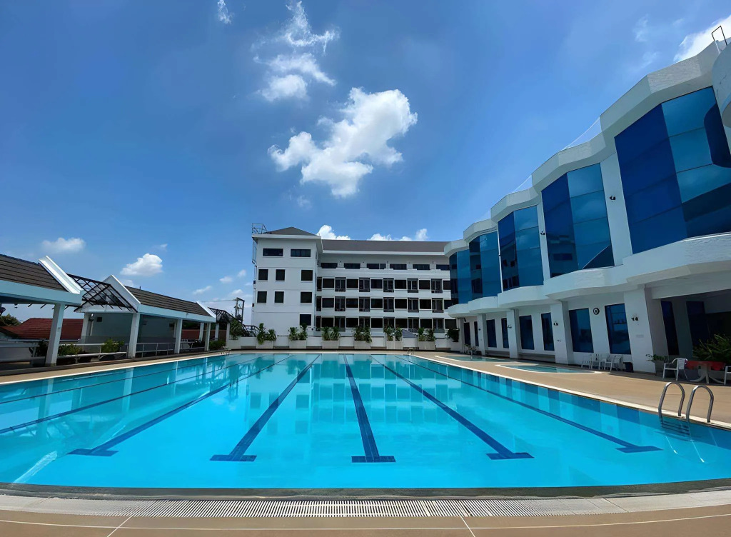 Naraigrand Hotel