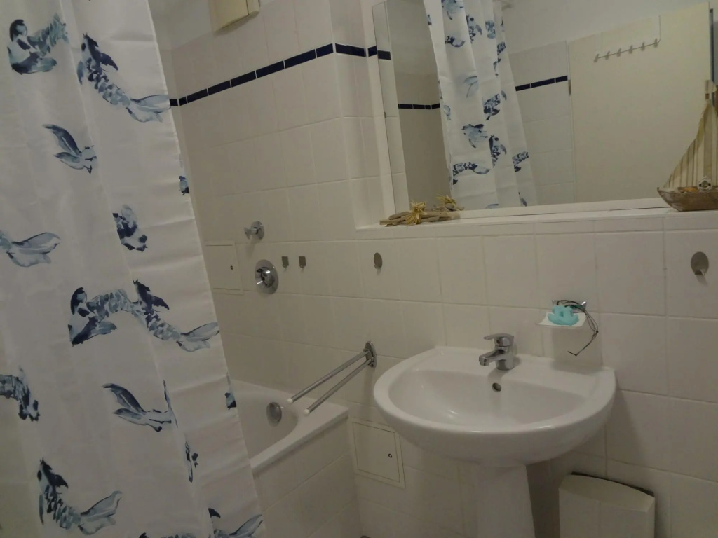 Spacious apartment in Boltenhagen near the beach