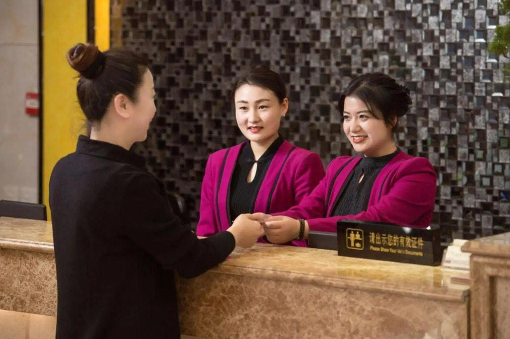 Qi Qi Hotel