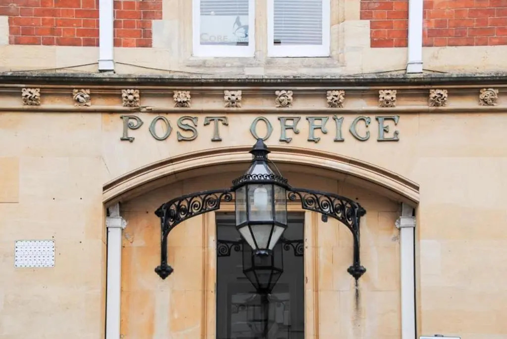 Warwick Post Office Apartment