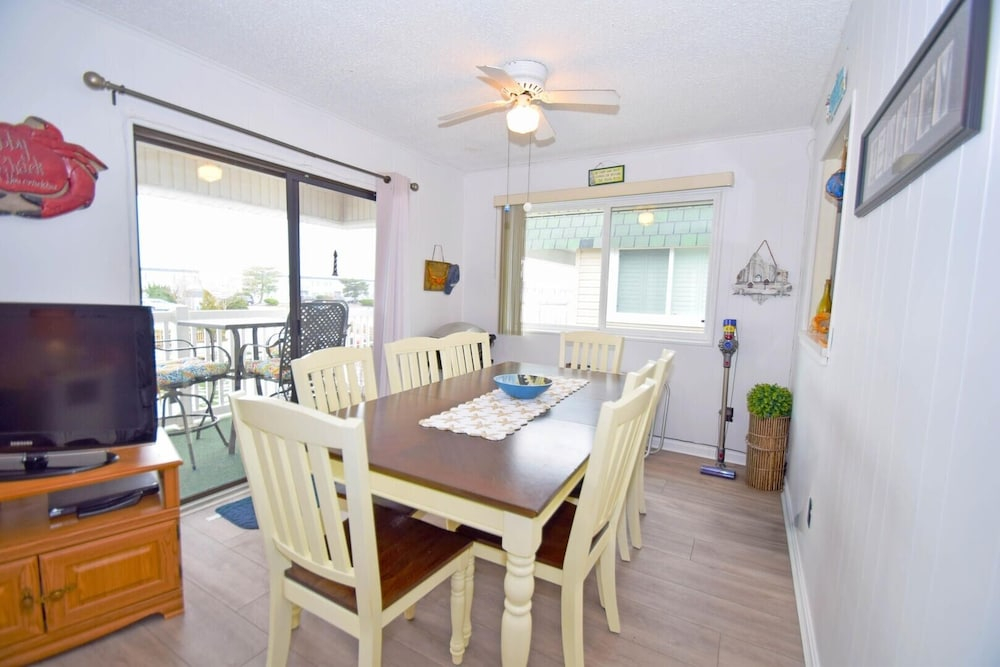 Bridgepoint Ii 201a 2 Bedroom Condo