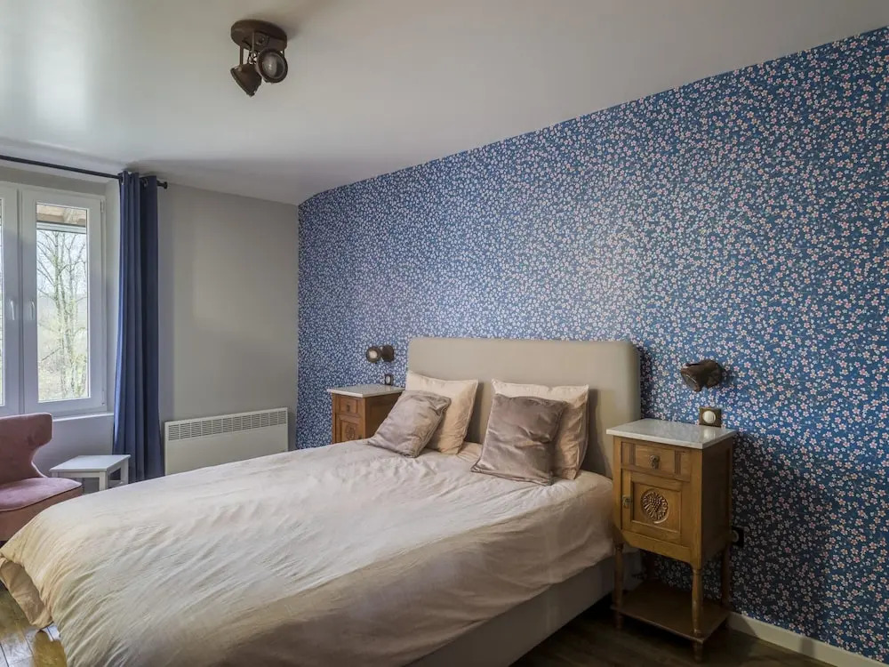 Jane Austen Lake Retreat