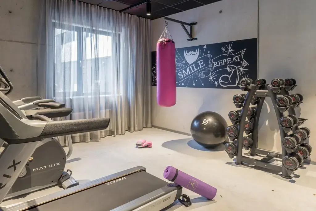 Moxy York