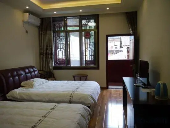 Ya'an Shangli Tianyi Hotel