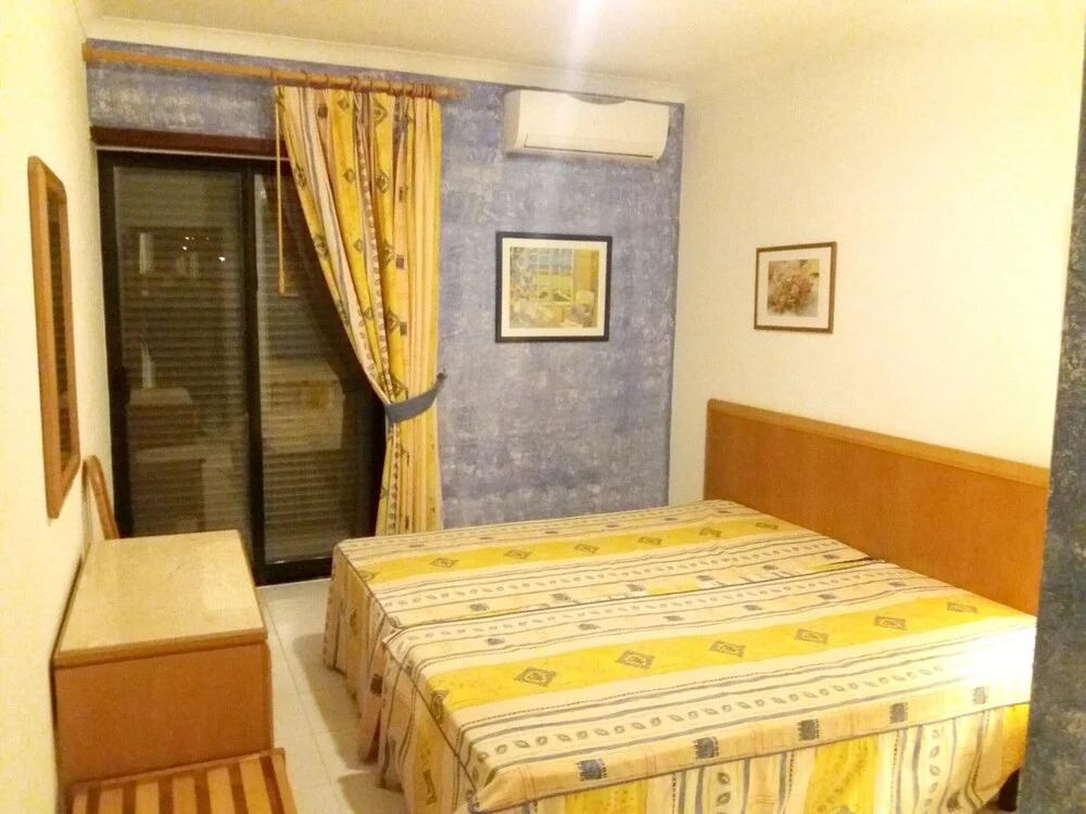 Apartment With one Bedroom in Portimão, With Shared Pool, Furnished Balcony and Wifi