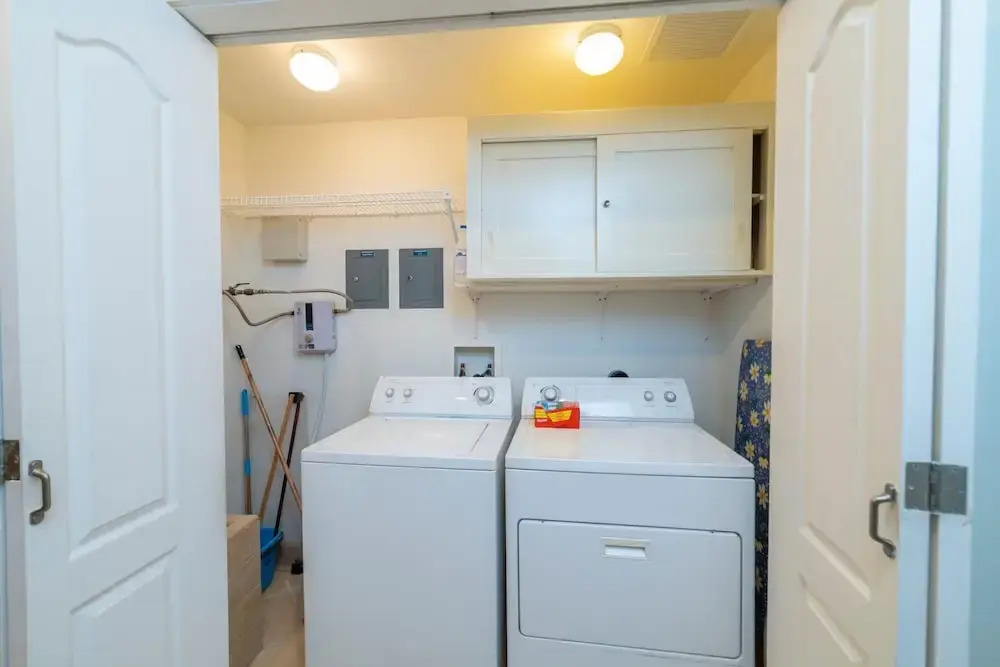 Del Mar 4O 2 bdr - 2 Bath