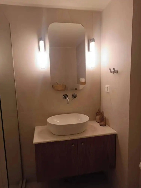 Cozy Apartment in Nea Ionia Greece With Modern Amenities