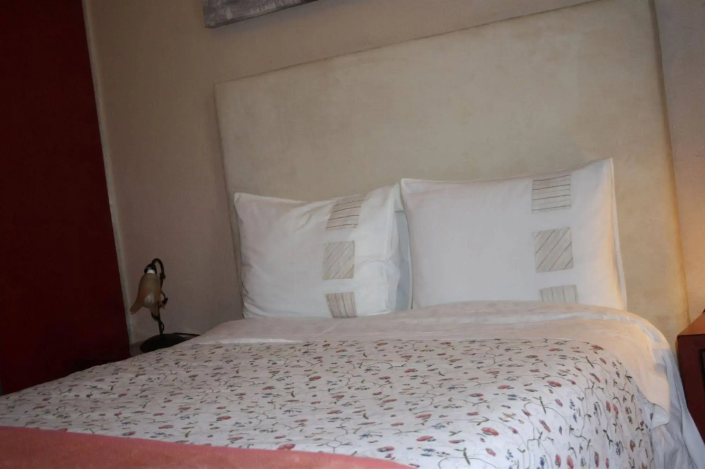 Residencia Pedra Antiga
