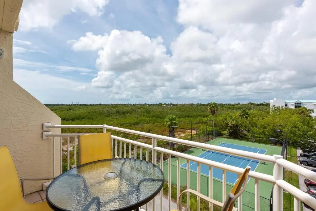 St Kitts Suite 412