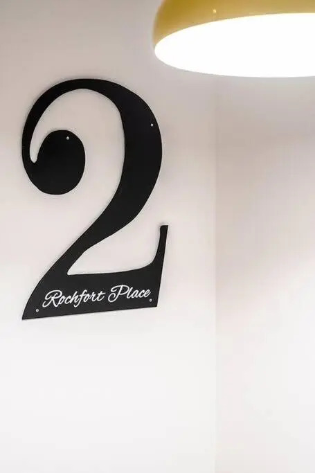 BRAND NEW LSITING!Wonderful One Bedroom Apartment