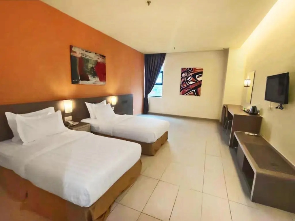 KLUANG RIVERVIEW HOTEL
