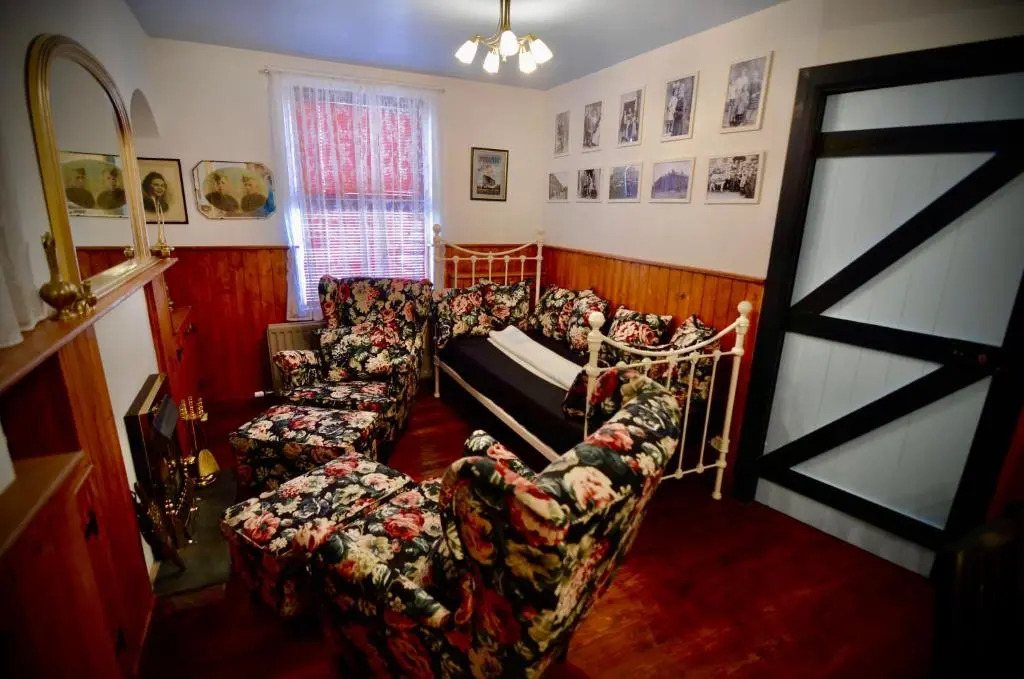 Victoria Titanic 1912 holiday home
