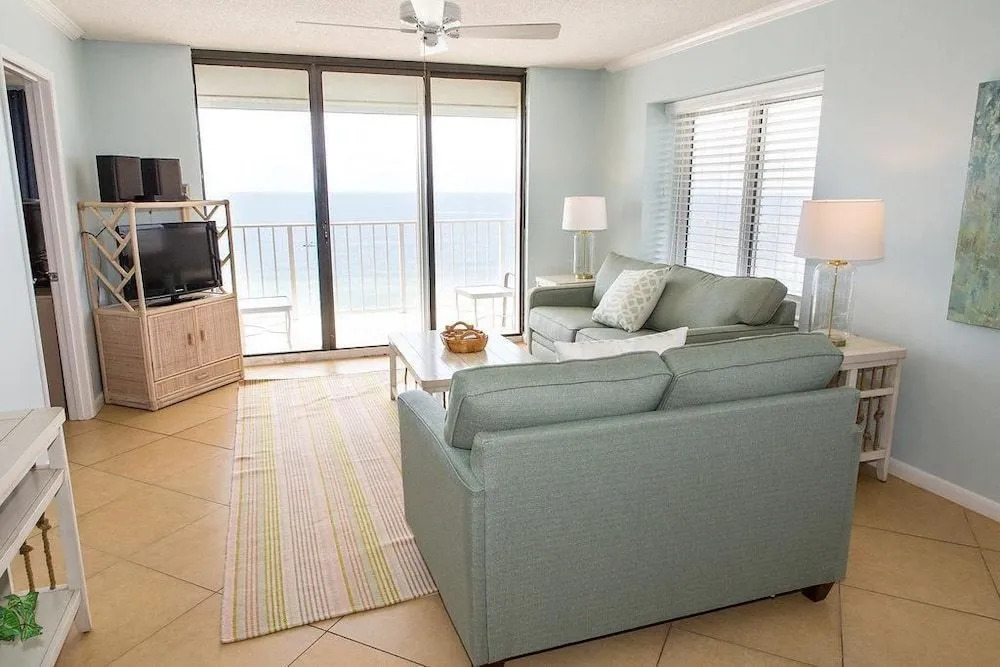Summerchase 1008 - 3 Br condo by RedAwning