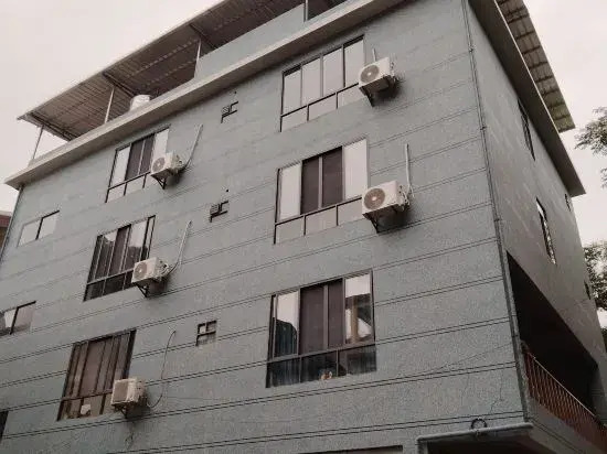 Yangshuo Gallery Moon House B&B (Shili Gallery Yulong River Branch)