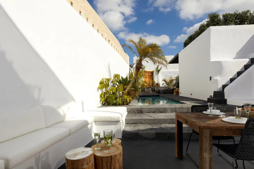 Arithera Villa in Santorini