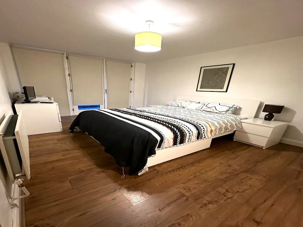 Aquavilla En-suite Apartment Near City Center