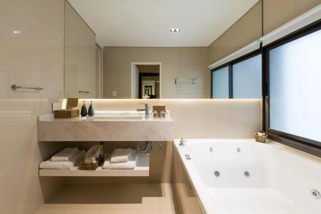 Azur Hotel & Spa