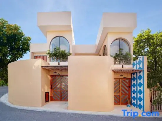 Ulu Luxury Loft 1BR with Romantic Bathtub near Melasti Beach