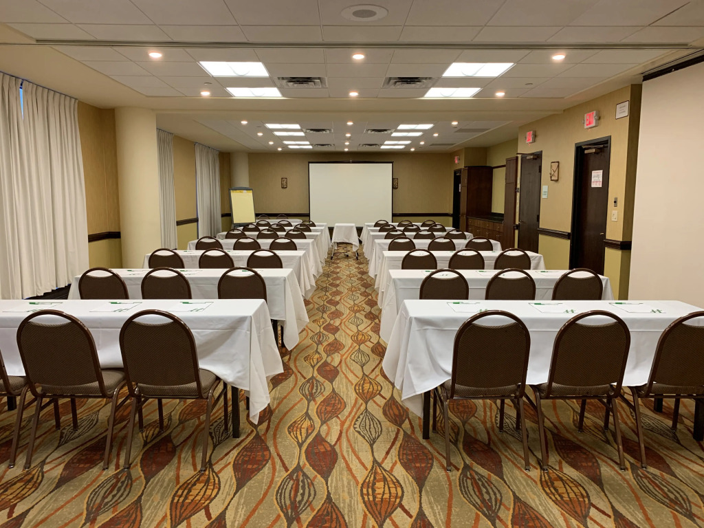Ramada by Wyndham Minneapolis Airport/Eagan