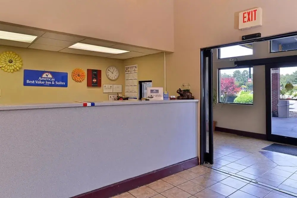 Days Inn And Suites Warsaw