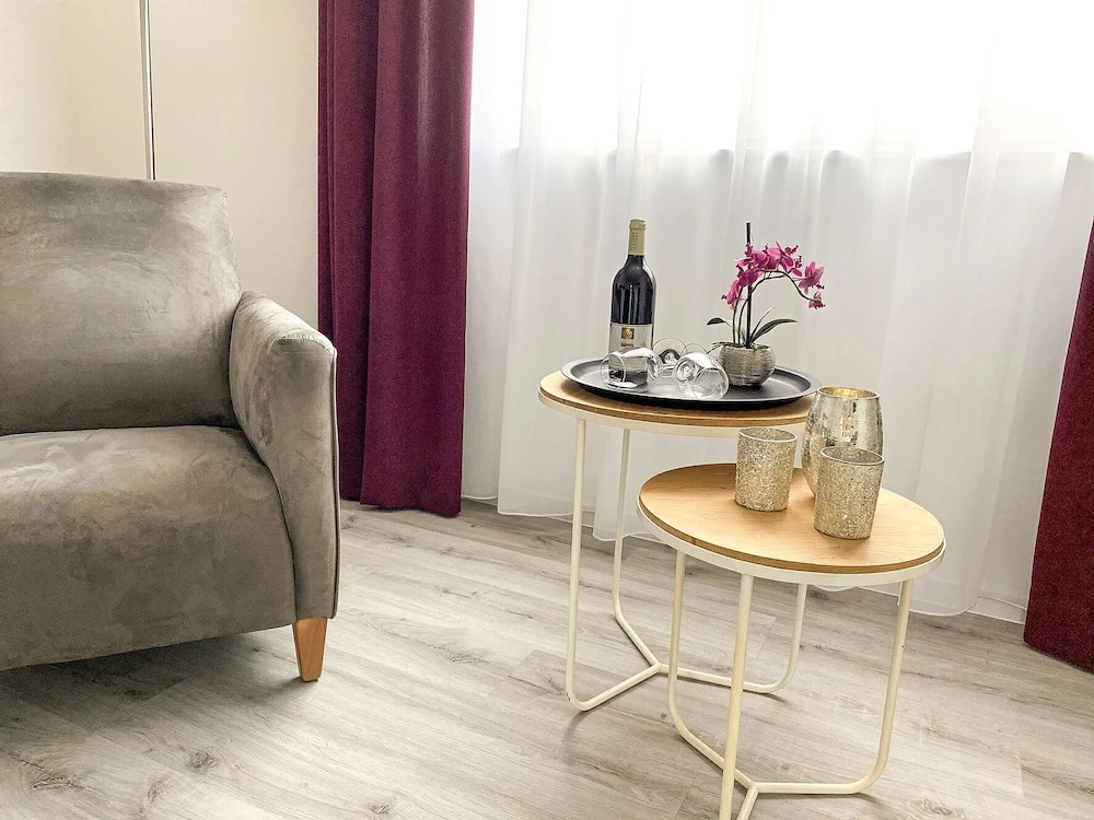 PRIMA Inn HOTEL & HOF NEURUPPIN - digitales & rezeptionsloses Motel