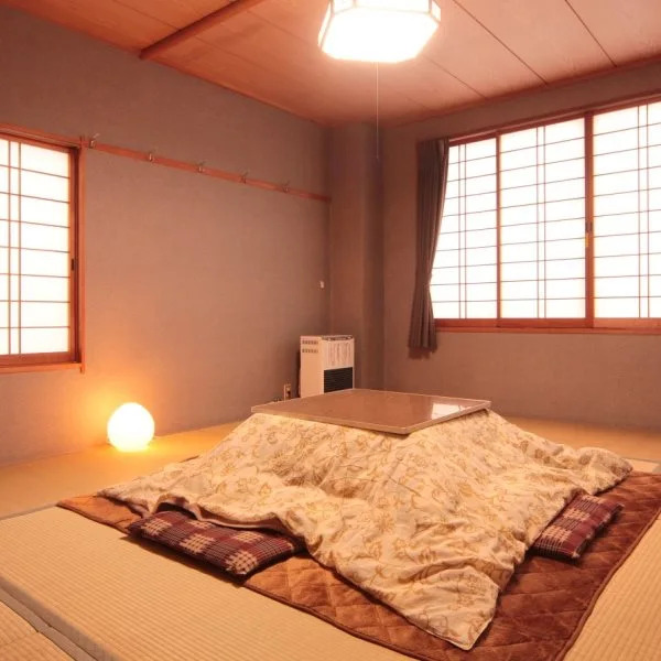 Togakusi Tabi No Yado Sirakabaso