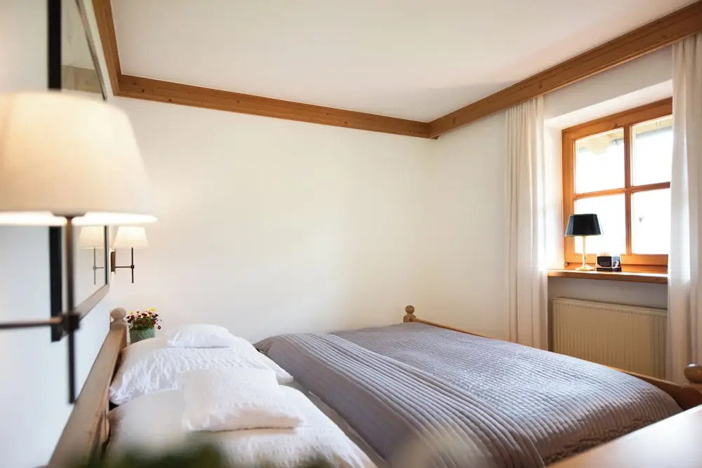 Haus Lesch - Stilvolle Appartements mit tollem Bergblick in Kreuth am Tegernsee