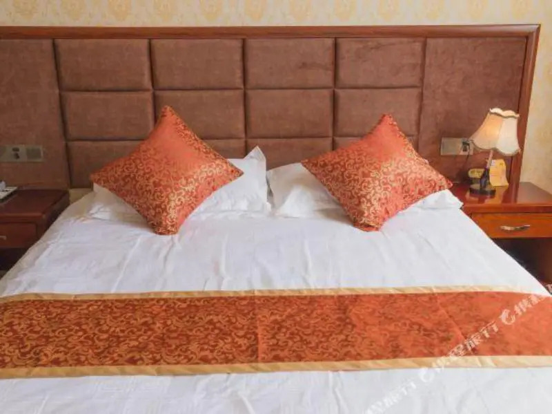 Gold Brick Le Grand Large Hotel